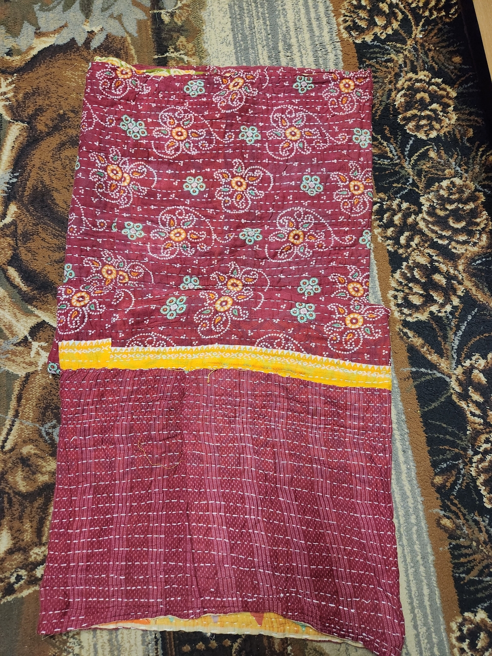True Vintage-Kantha Rversible Twin Quilted Throw